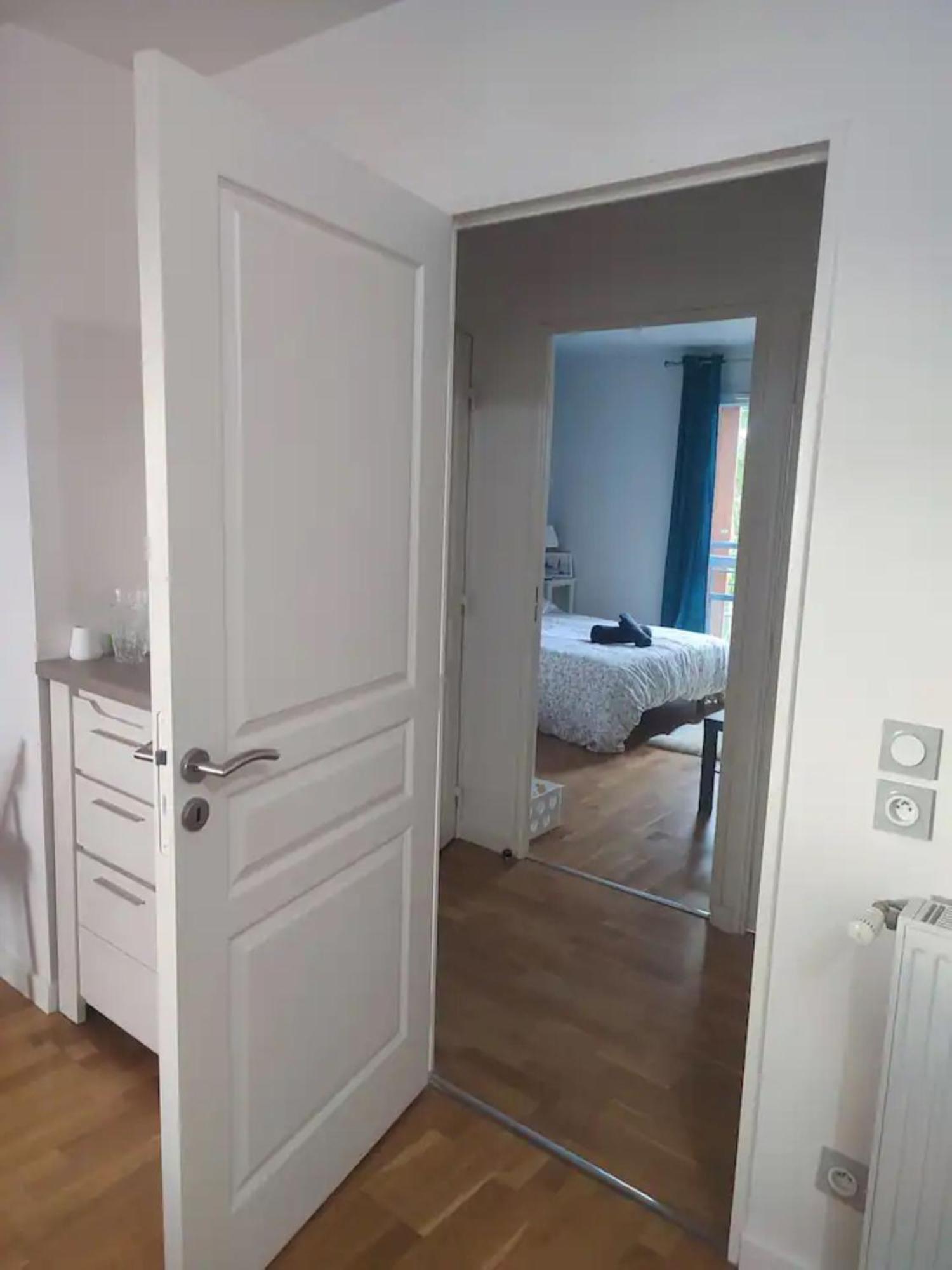 A 10 Mins D'Aeroport D'Orly Logement Lumineux Chaleureux Athis-Mons Exteriér fotografie